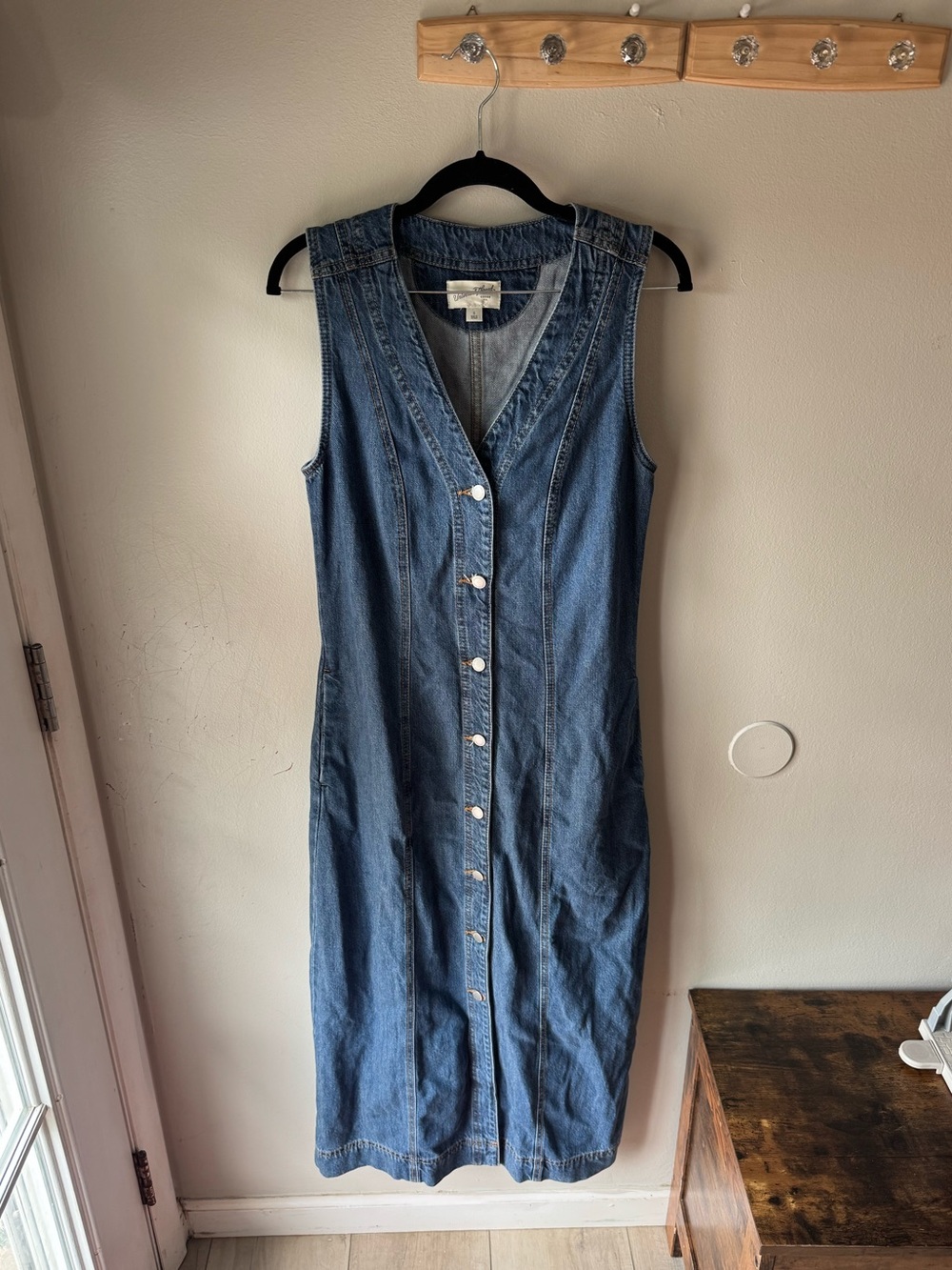 Universal Thread Denim Button Front Midi Dress Sleeveless Blue Pockets NWOT 6